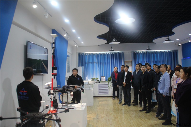 河北智飛極農(nóng)無(wú)人機(jī)科技|一鳶科技|行業(yè)定制無(wú)人機(jī)