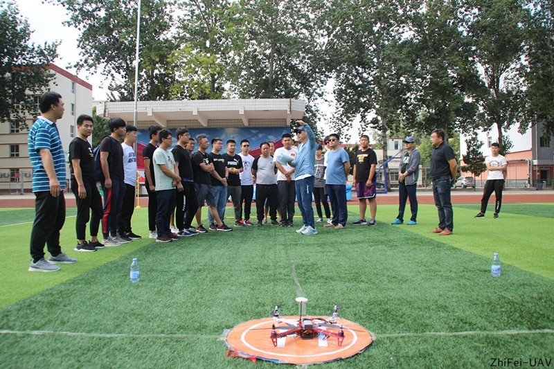 河北智飛極農(nóng)無人機科技|一鳶科技|行業(yè)定制無人機 河北智飛極農(nóng)無人機科技|一鳶科技|行業(yè)定制無人機