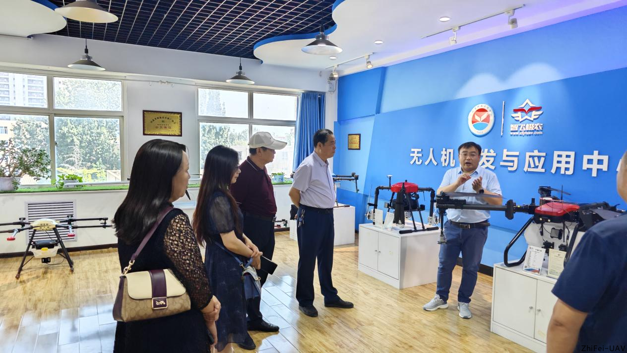 河北智飛極農無人機科技|一鳶科技|行業(yè)定制無人機 河北智飛極農無人機科技|一鳶科技|行業(yè)定制無人機