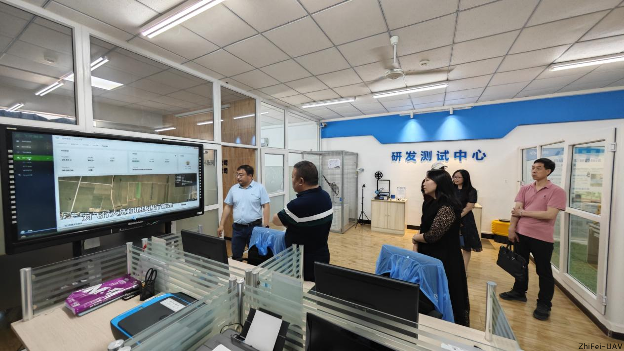 河北智飛極農無人機科技|一鳶科技|行業(yè)定制無人機 河北智飛極農無人機科技|一鳶科技|行業(yè)定制無人機